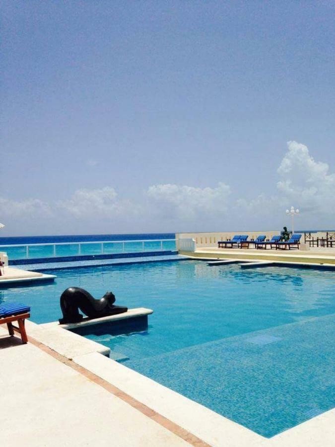 Hotel Turquesa Cancun Exterior photo
